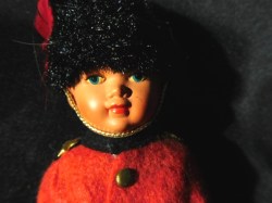 2495 17 red boy front_04